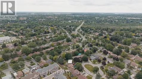 223 River Road East Kitchener ON N2B 2G9