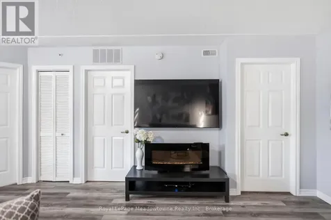 1483 Maple Avenue Milton (de Dempsey) ON L9T 0B6
