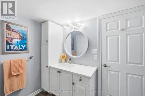 1483 Maple Avenue Milton (de Dempsey) ON L9T 0B6