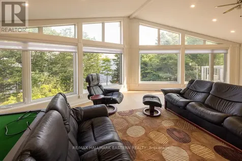 15 Oakridge Drive North Kawartha ON K0L 3E0