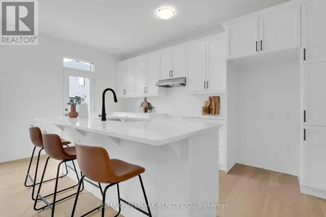 16 Foxley Heights Barrie ON L9J 1A6