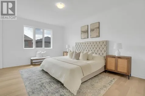 16 Foxley Heights Barrie ON L9J 1A6