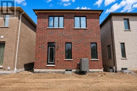 16 Foxley Heights Barrie ON L9J 1A6