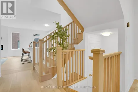 16 Foxley Heights Barrie ON L9J 1A6