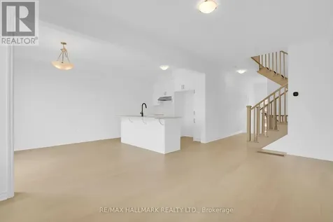 15 Foxley Heights Barrie ON L9J 1A6
