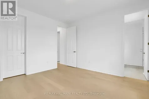 15 Foxley Heights Barrie ON L9J 1A6