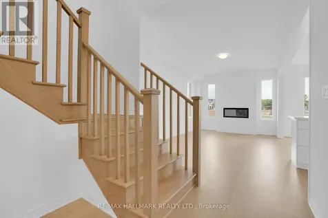 15 Foxley Heights Barrie ON L9J 1A6