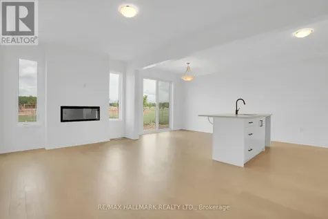 15 Foxley Heights Barrie ON L9J 1A6