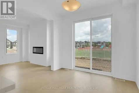 15 Foxley Heights Barrie ON L9J 1A6