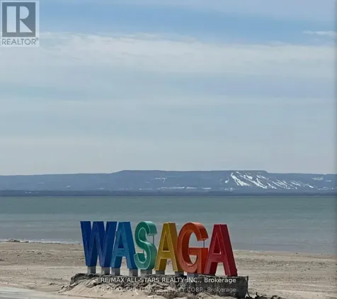 1 Kenora Trail Wasaga Beach ON L9Z 1X7