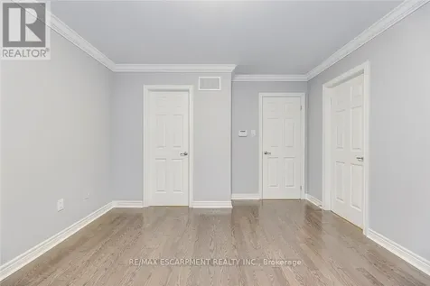 3087 Eberly Woods Drive Oakville (go Glenorchy) ON L6M 0T7