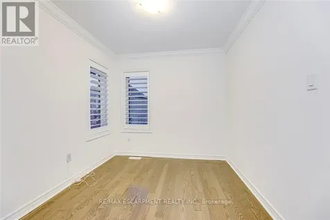 3087 Eberly Woods Drive Oakville (go Glenorchy) ON L6M 0T7