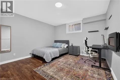 16 Gouda Place Cambridge ON N1P 0B1