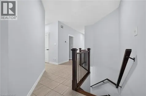 16 Gouda Place Cambridge ON N1P 0B1