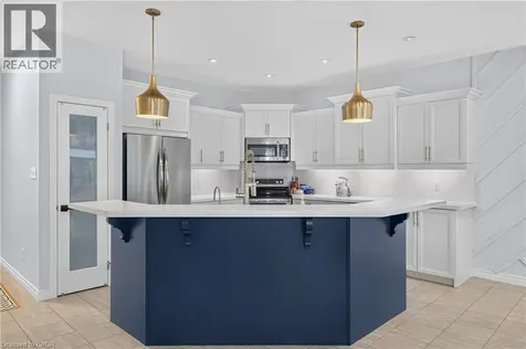 16 Gouda Place Cambridge ON N1P 0B1