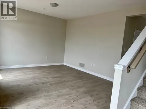 10 Birmingham Drive Cambridge ON N1R 0C6