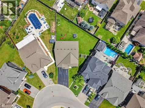 87 Anastasia Boulevard Smithville ON L0R 2A0