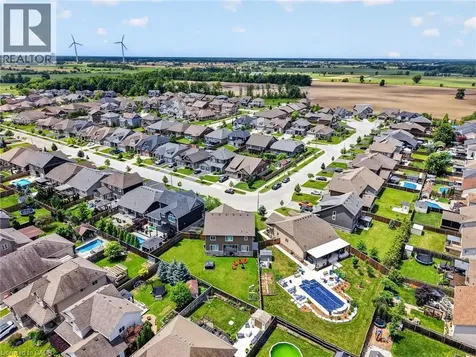 87 Anastasia Boulevard Smithville ON L0R 2A0