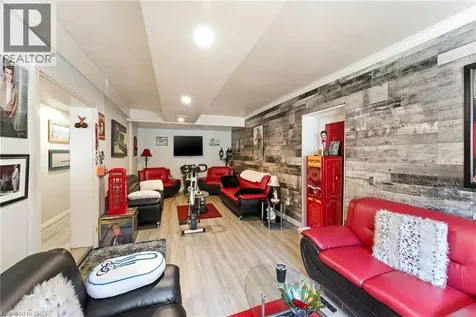 1745 King Street East Hamilton ON L8K 1V6