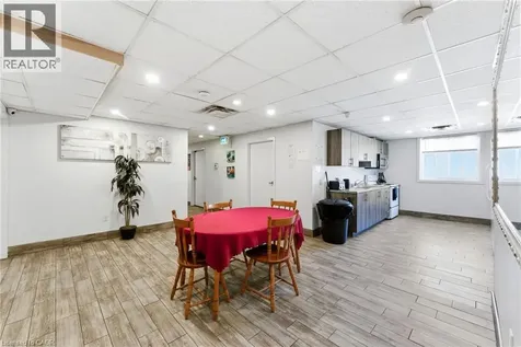 1745 King Street East Hamilton ON L8K 1V6
