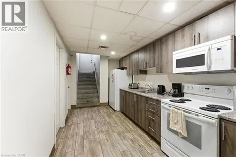 1745 King Street East Hamilton ON L8K 1V6
