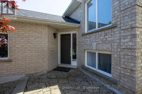 36 Apple Blossom Boulevard Clarington (bowmanville) ON L1C 4L9