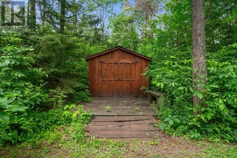 5003 Chapel Road South Glengarry ON K0C 1S0