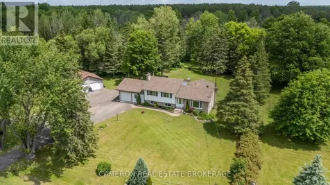 5003 Chapel Road South Glengarry ON K0C 1S0
