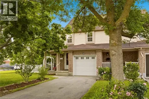 2 Ireland Place Guelph ON N1E 7C2