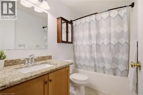 2 Ireland Place Guelph ON N1E 7C2