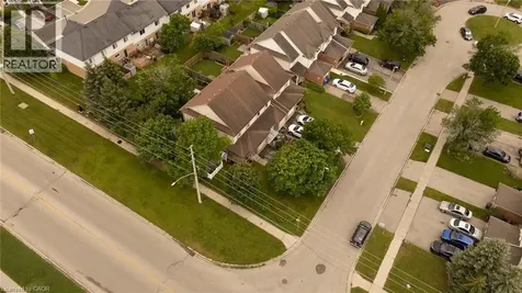 2 Ireland Place Guelph ON N1E 7C2