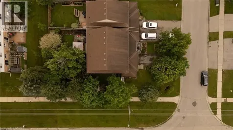2 Ireland Place Guelph ON N1E 7C2
