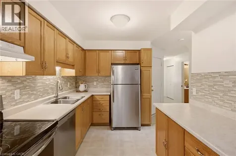 2 Ireland Place Guelph ON N1E 7C2