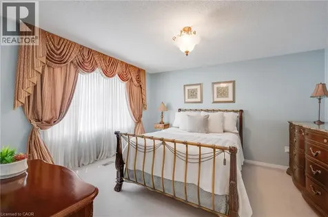 117 Frances Avenue Stoney Creek ON L8E 6A3