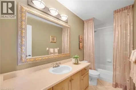 117 Frances Avenue Stoney Creek ON L8E 6A3