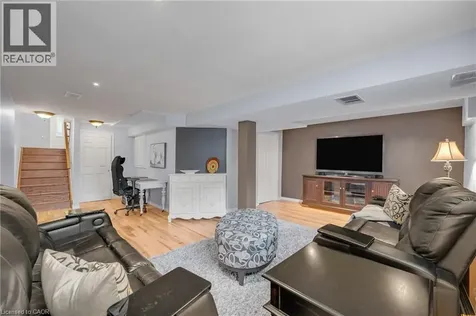 117 Frances Avenue Stoney Creek ON L8E 6A3