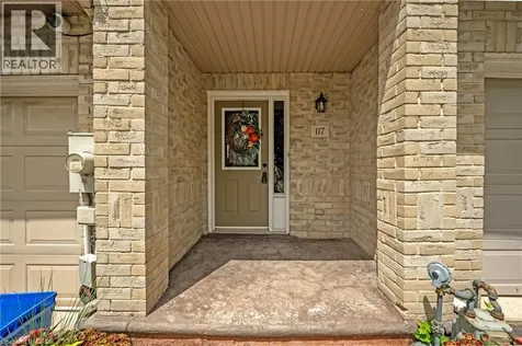 117 Frances Avenue Stoney Creek ON L8E 6A3