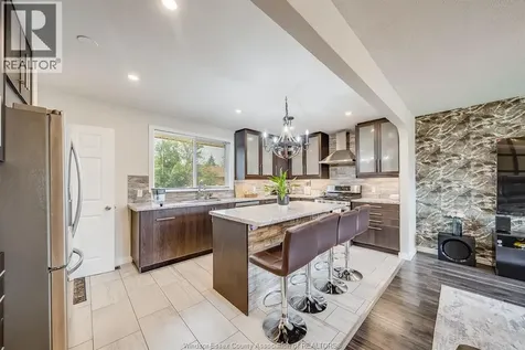 5210 Queen Elizabeth Drive Windsor ON N8T 1N3