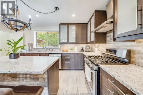 5210 Queen Elizabeth Drive Windsor ON N8T 1N3