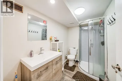 5210 Queen Elizabeth Drive Windsor ON N8T 1N3