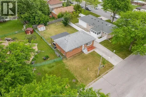 5210 Queen Elizabeth Drive Windsor ON N8T 1N3