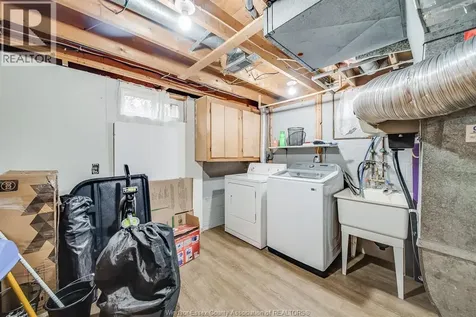 5210 Queen Elizabeth Drive Windsor ON N8T 1N3