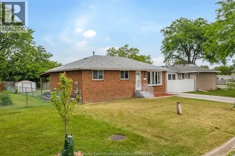 5210 Queen Elizabeth Drive Windsor ON N8T 1N3