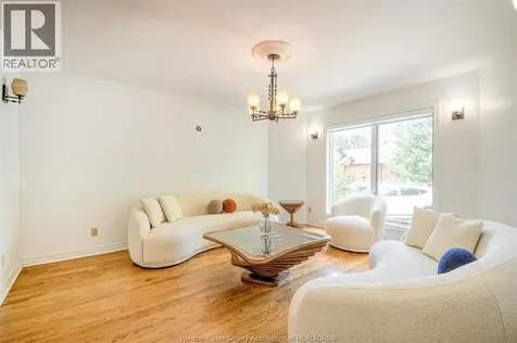 36 Meadow Lane Essex ON N8M 3C5