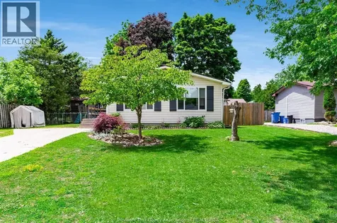 302 Summerset Avenue Kingsville ON N9Y 2B9
