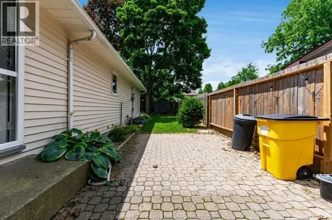 302 Summerset Avenue Kingsville ON N9Y 2B9
