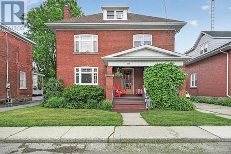 73 Mcgill Street North Smiths Falls ON K7A 2K1
