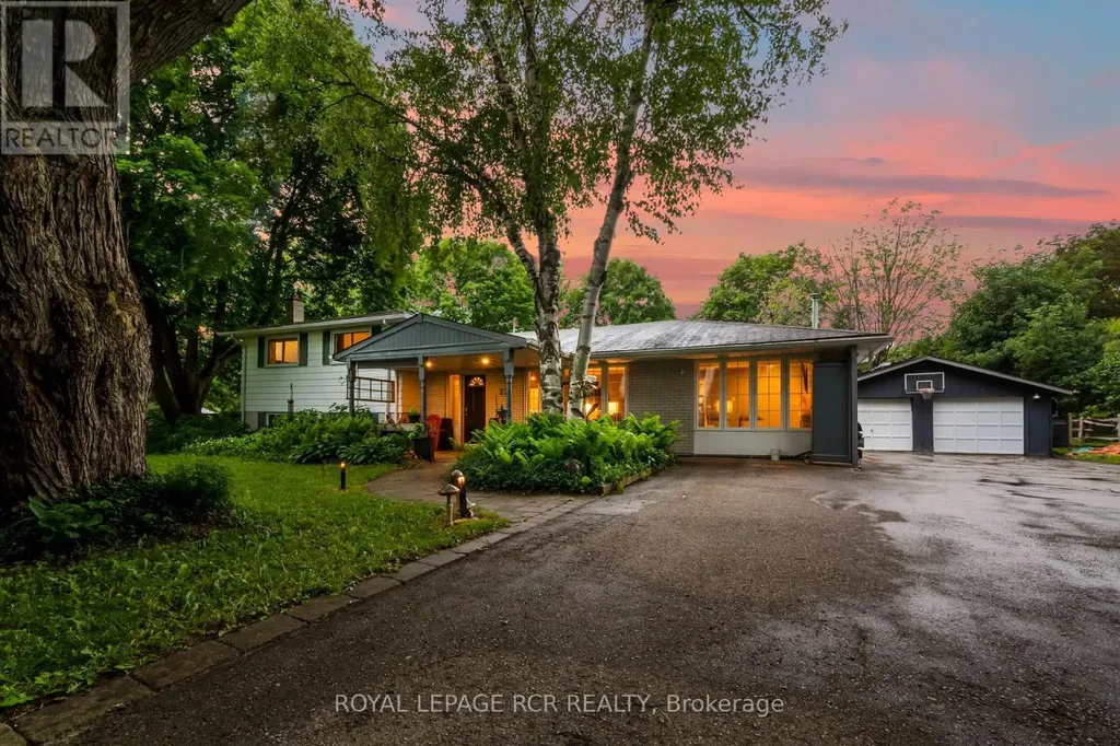 22 Randy Avenue Mono ON L9W 2A3