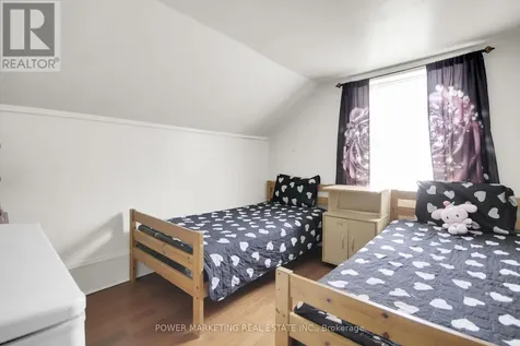78 Ormond Street Brockville ON K6V 2K6