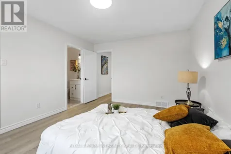 6368 Viseneau Drive Ottawa ON K1C 2J2